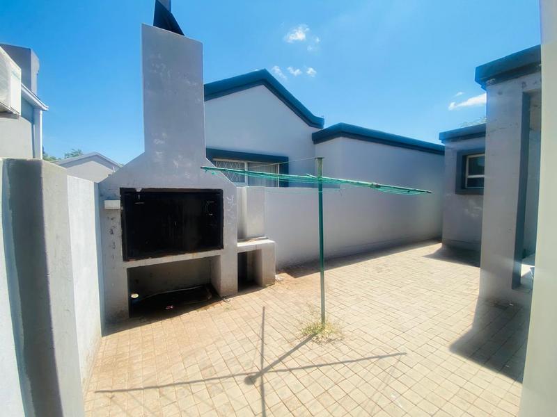 To Let 3 Bedroom Property for Rent in Kuruman Northern Cape